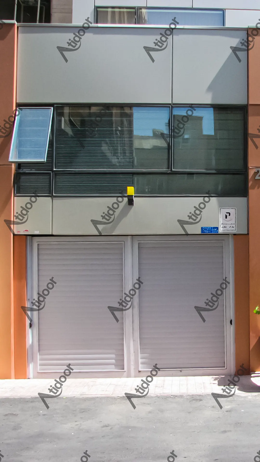 درب اتوماتیک پارکینگ