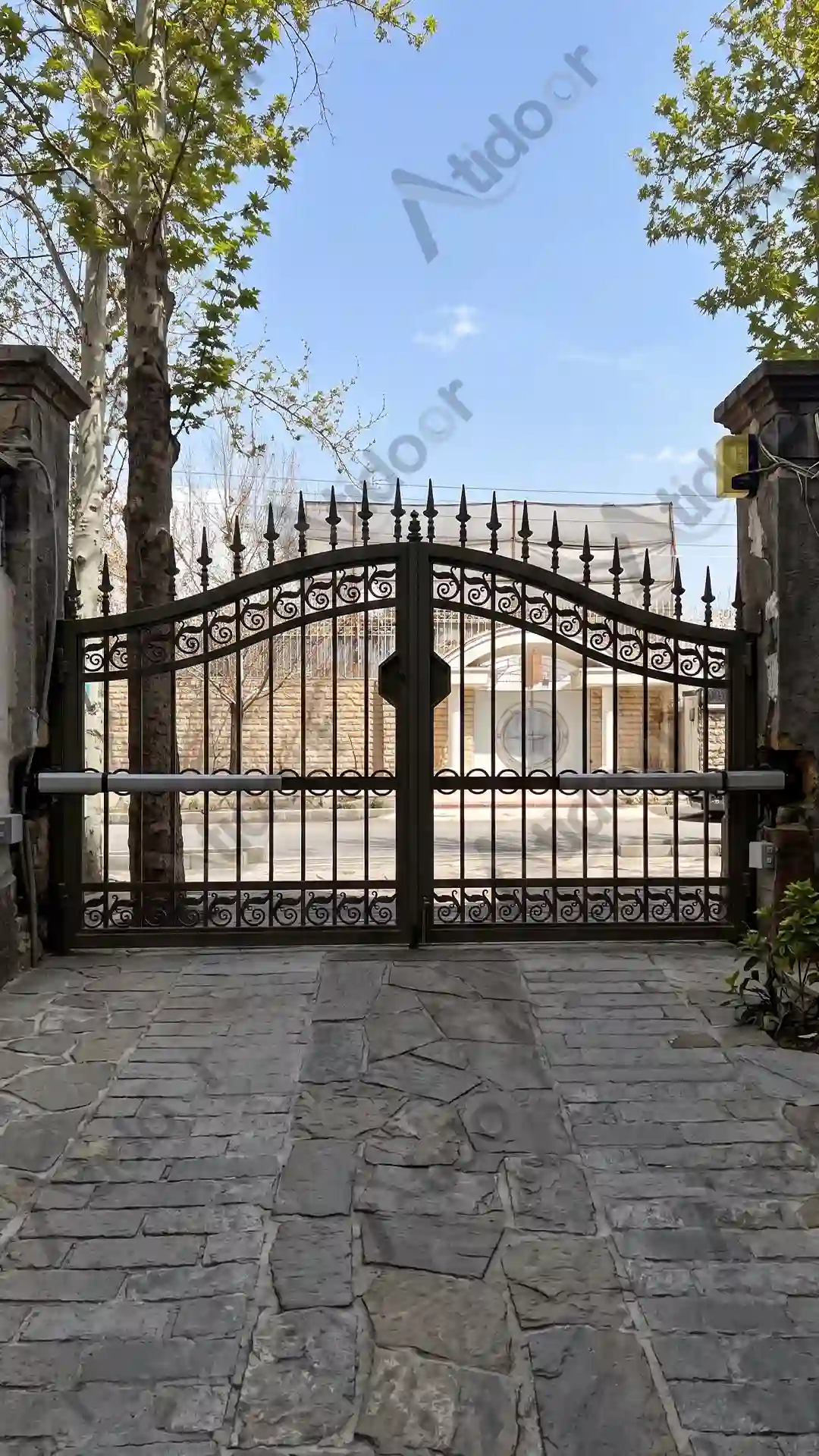 درب اتوماتیک پارکینگی